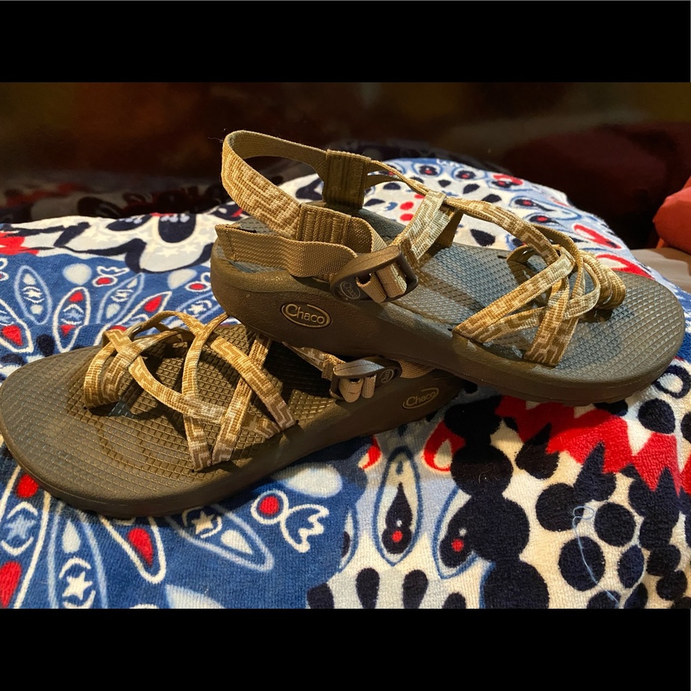 Women’s Size 10 Chaco Sandals Like new